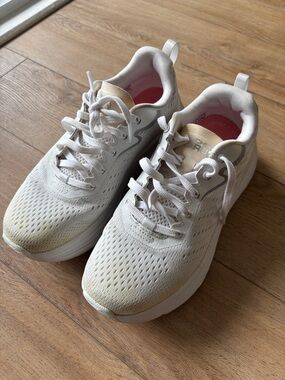 Skechers Women's Sneakers- US 5.5